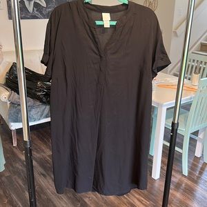 Black flowing t-shirt type dress